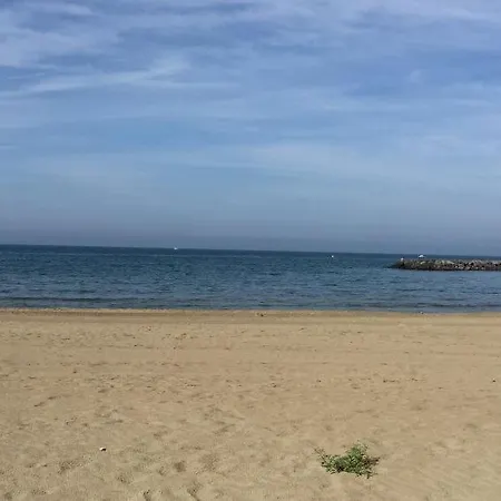 Le Cap D'agde Sleeps 6 Wifi 아그